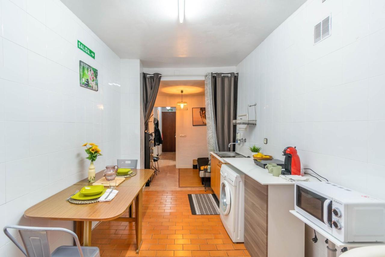 Acogedor Apartamento En El Corazon De ปัมโปลนา ภายนอก รูปภาพ