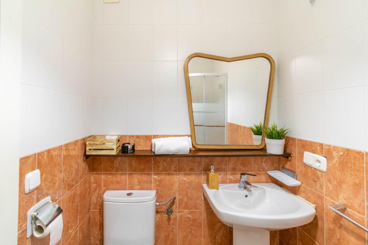 Acogedor Apartamento En El Corazon De ปัมโปลนา ภายนอก รูปภาพ
